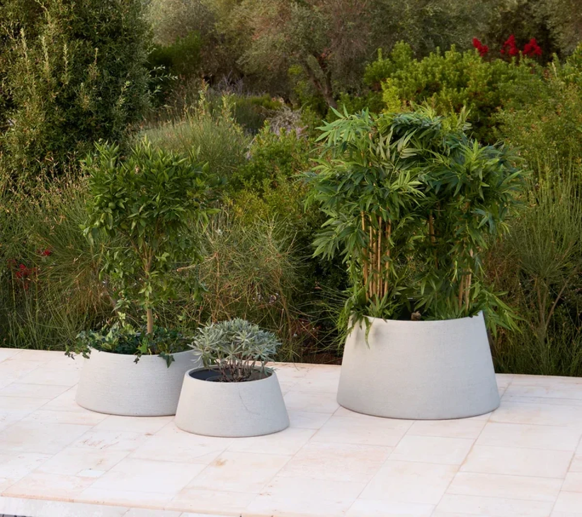 Soil round puķupods