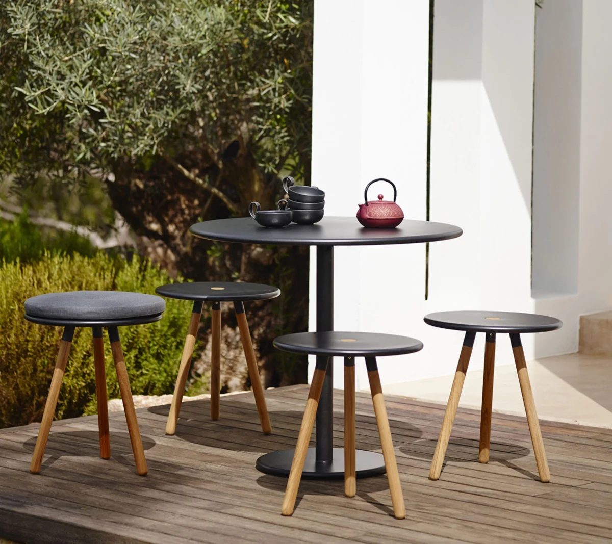 Area table/stool