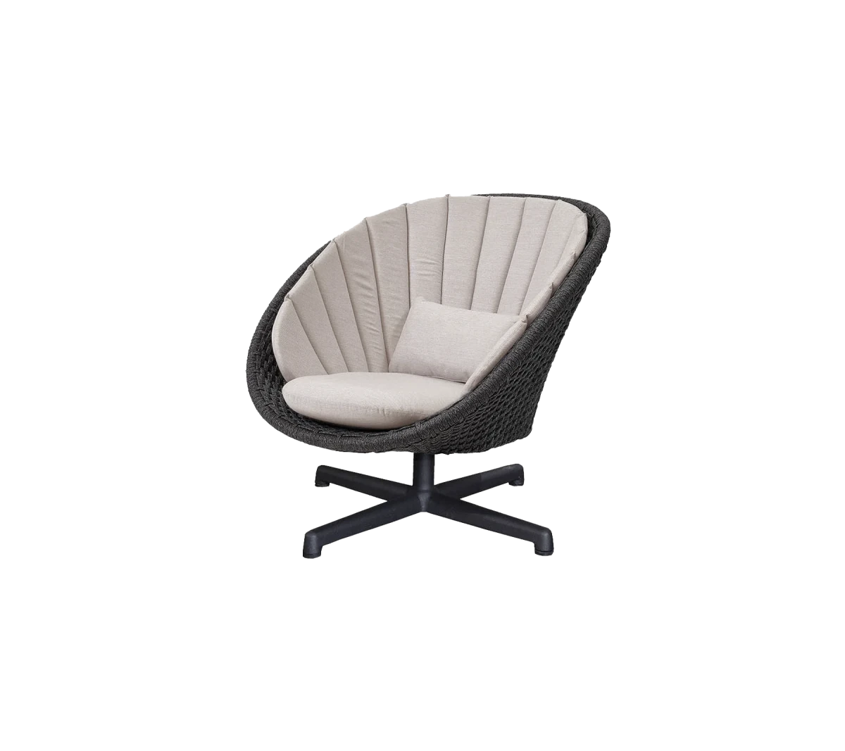 Peacock lounge chair w/swivel aluminium base