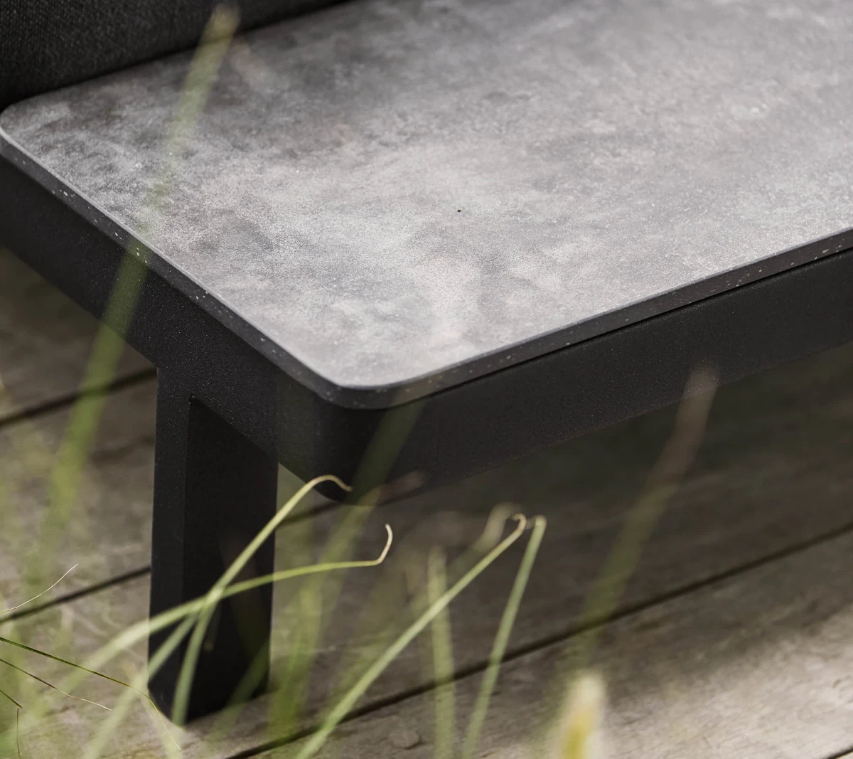 Space side plate