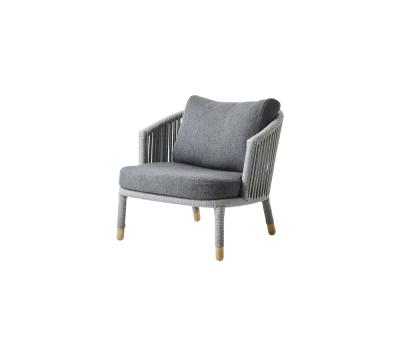 Moments lounge chair
