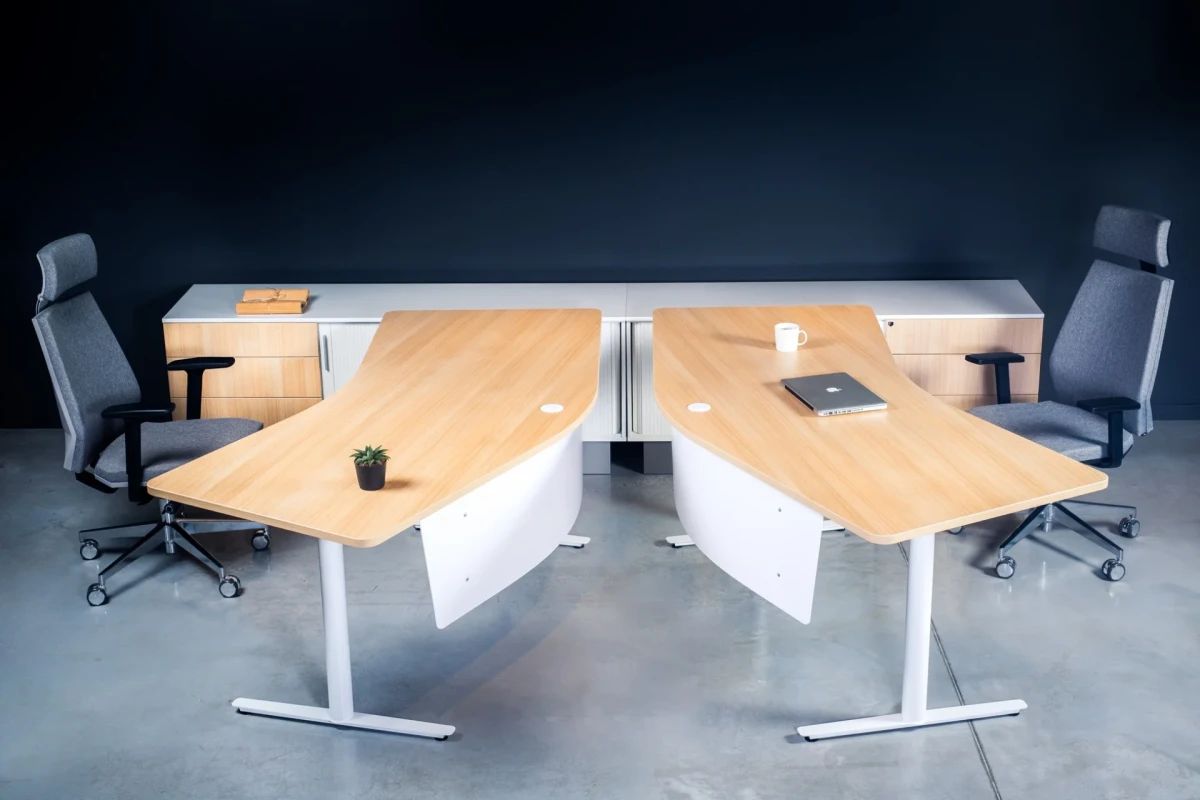 ALTIUS SIM work desk