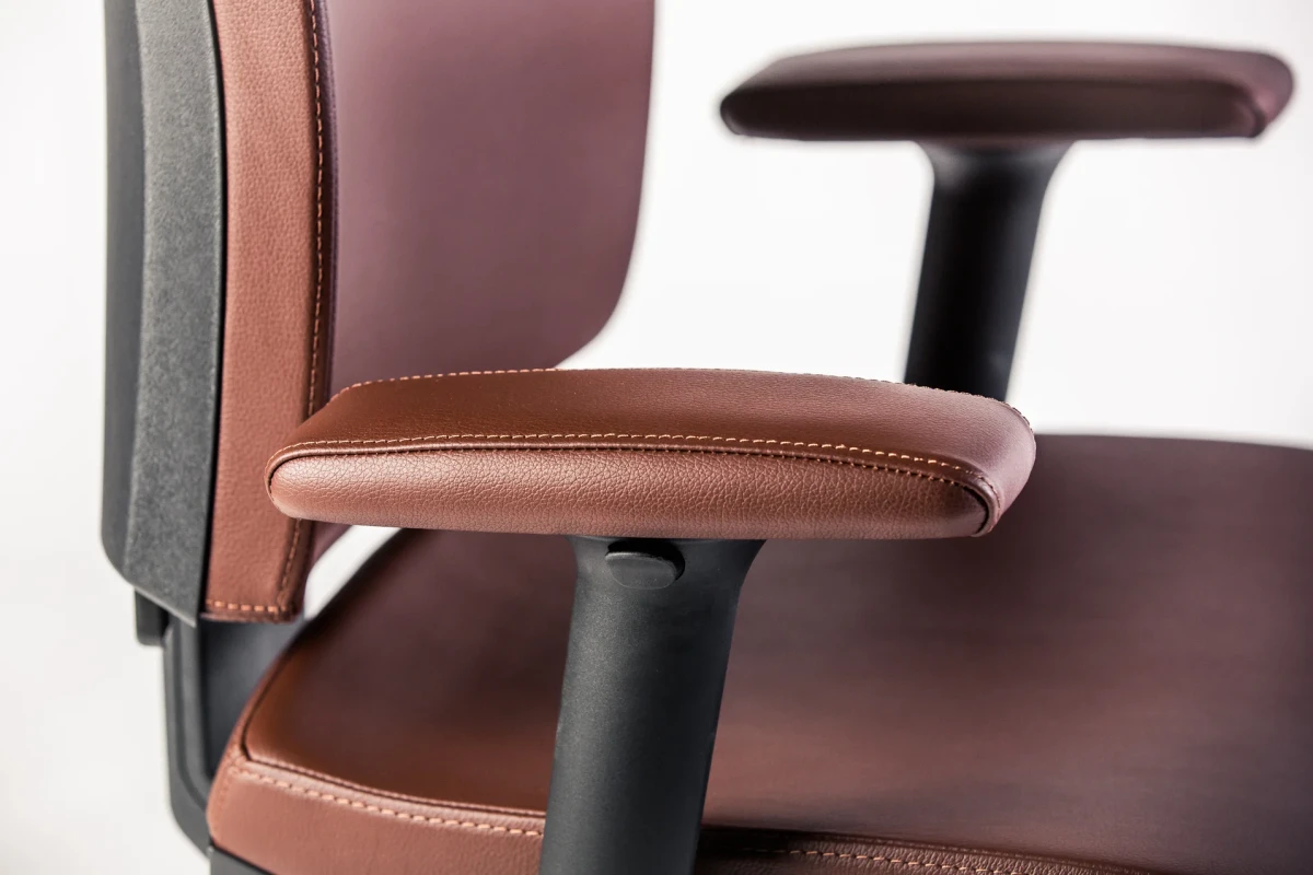 Queen Lux