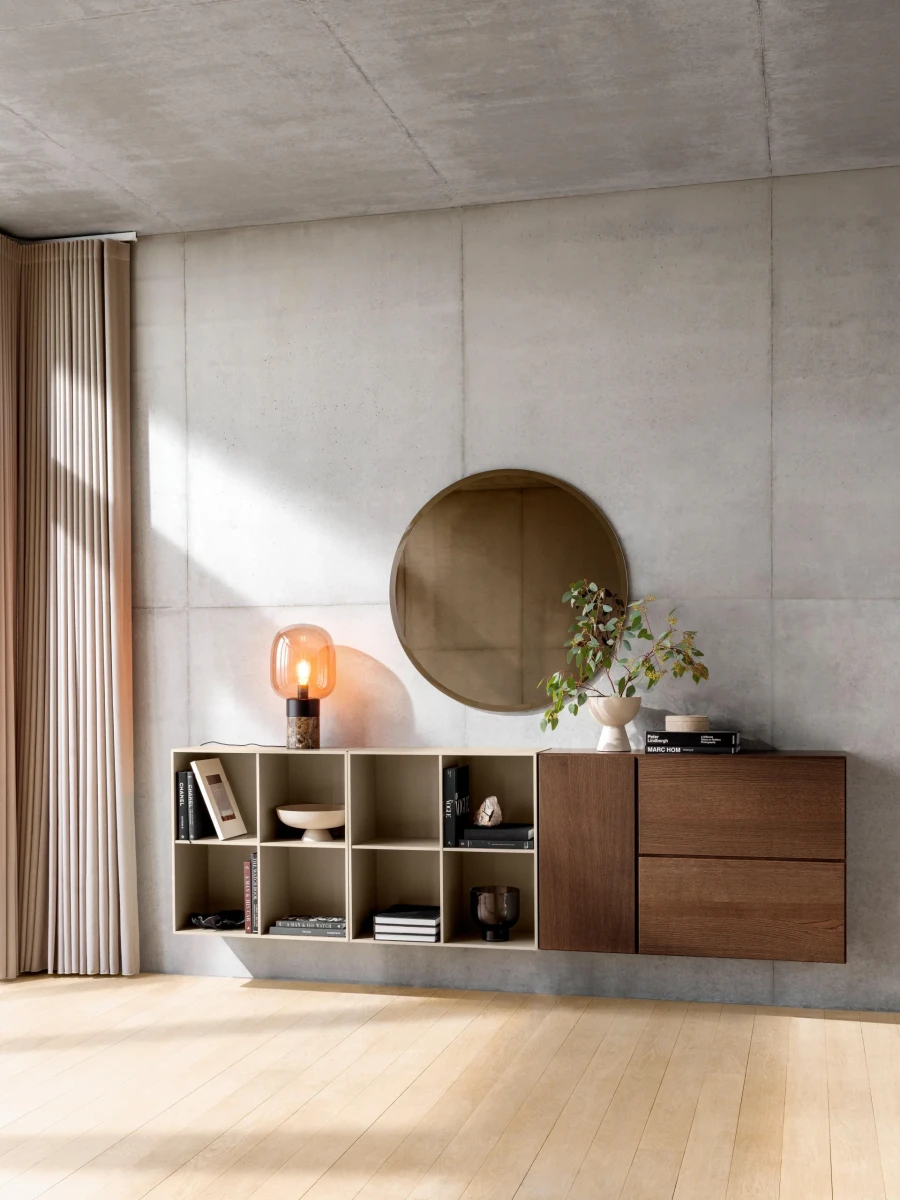 Como bookcase