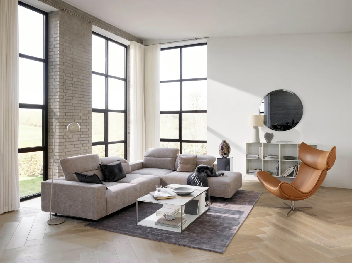 Hampton sofa with adjustable back and resting unit left side