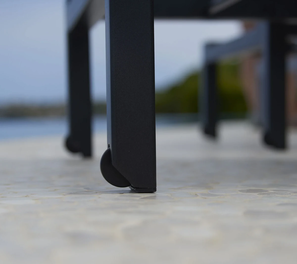Relax sunbed, stackable