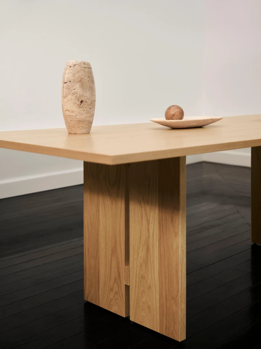 axo series dining table