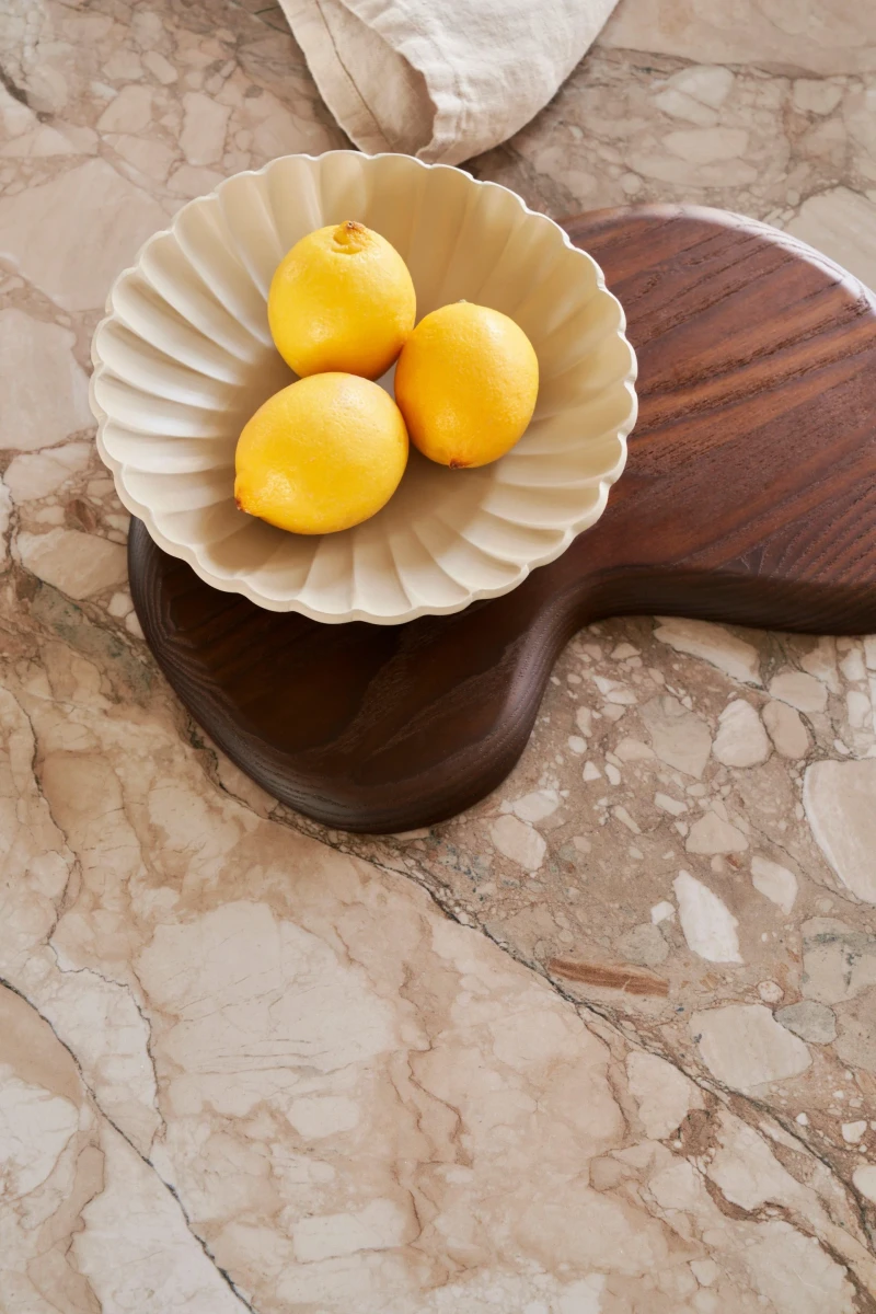 Santiago dining table