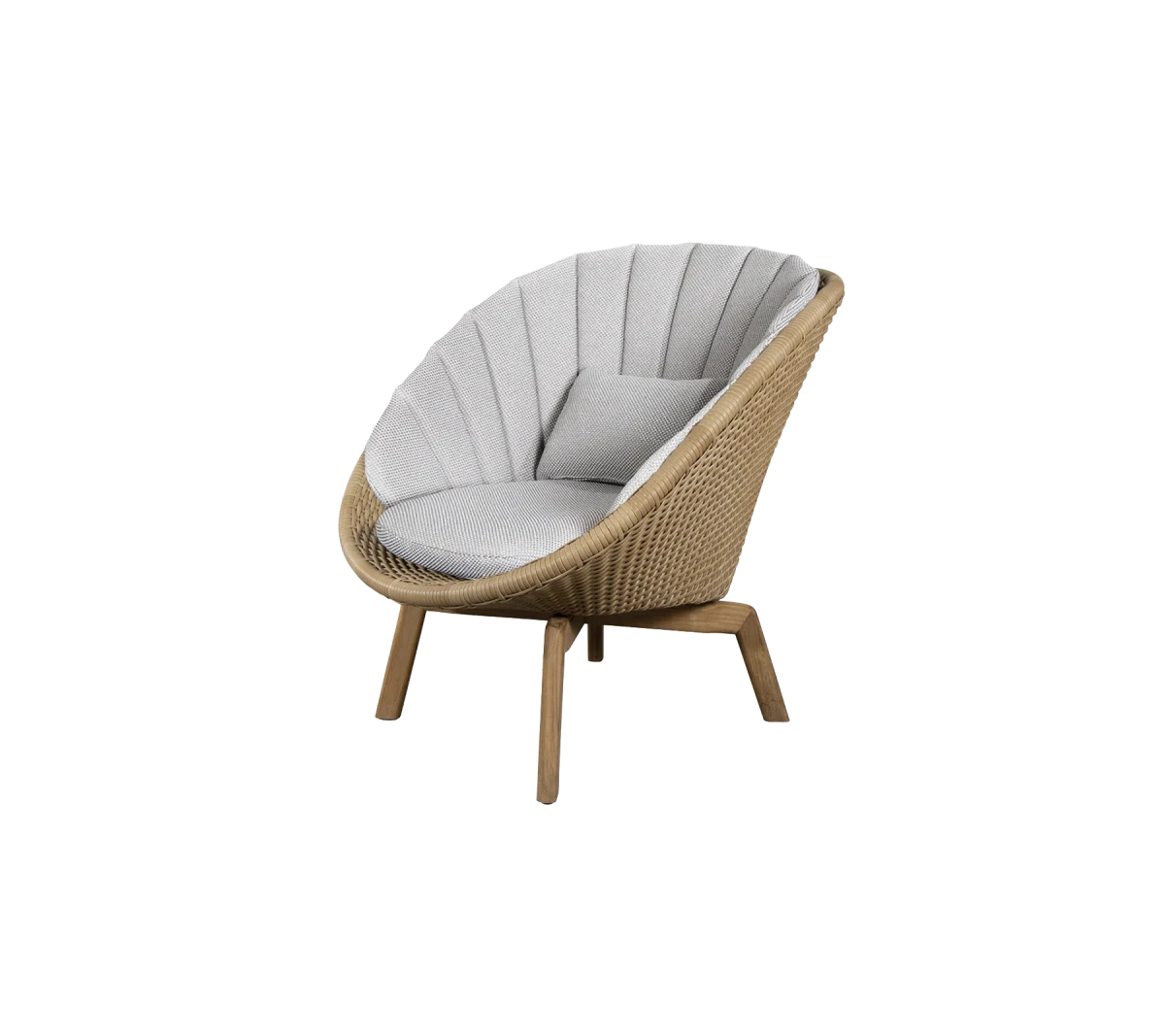 Peacock lounge chair w/teak legs