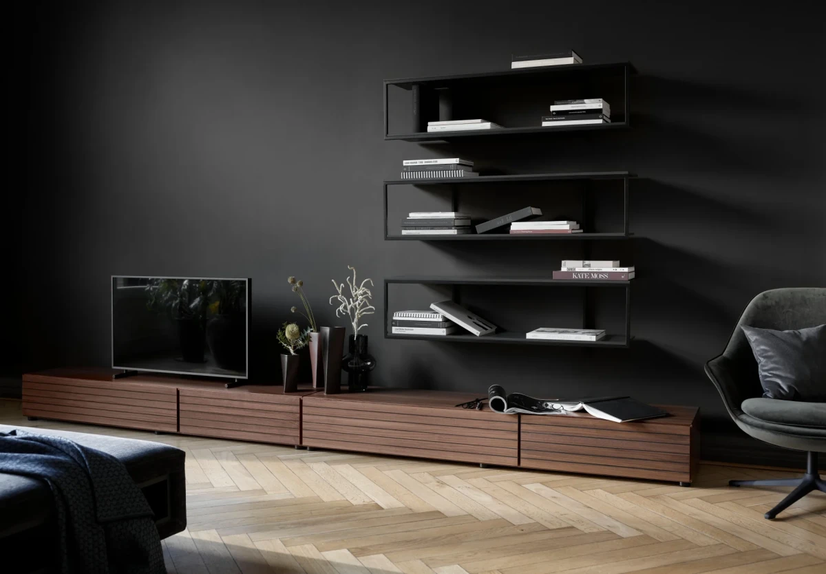 Lugano base cabinet with drop down doors