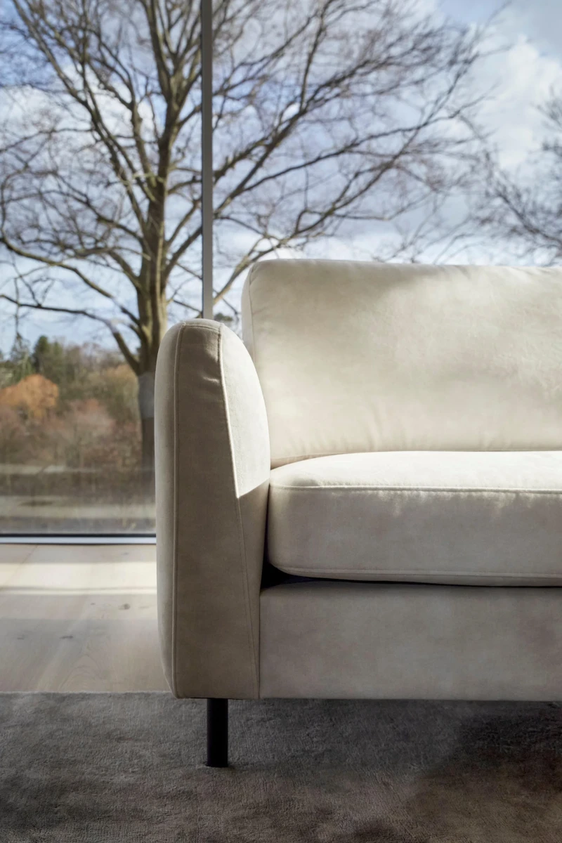 Indivi sofa with chaise longue left